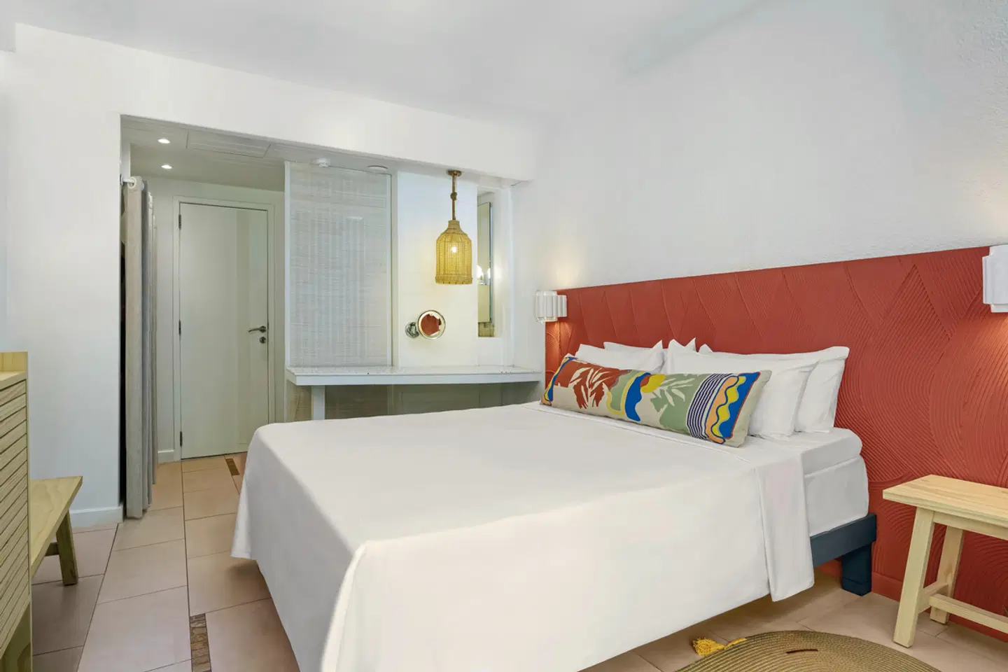 Sunrise Attitude ROOM_EXAMPLE
