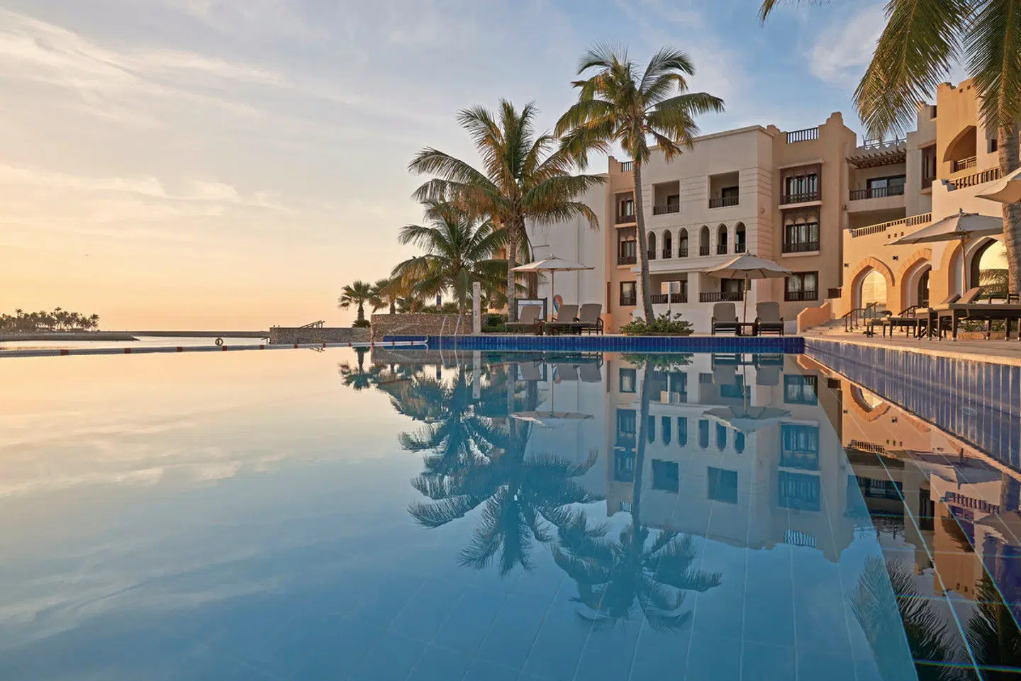 Juweira Boutique Hotel OUTDOOR_POOL