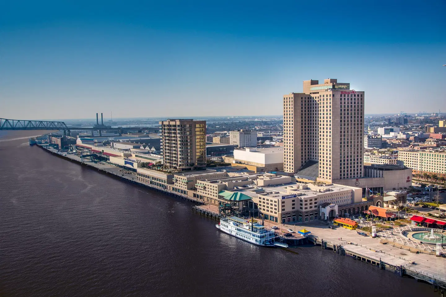 Hilton New Orleans Riverside EXTERIOR