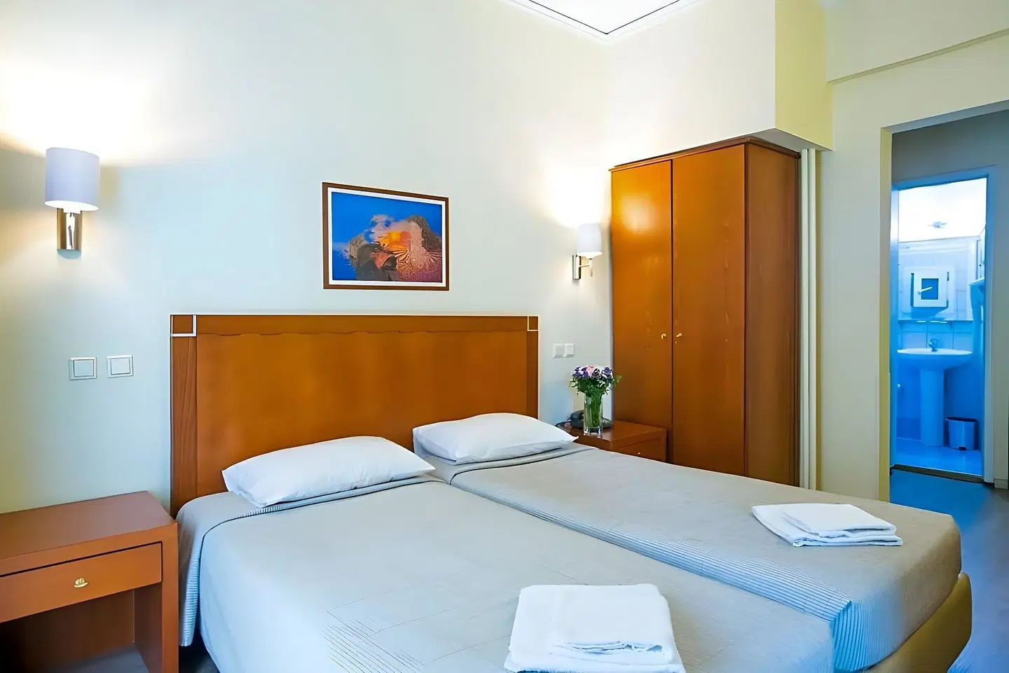 Marina ROOM_EXAMPLE