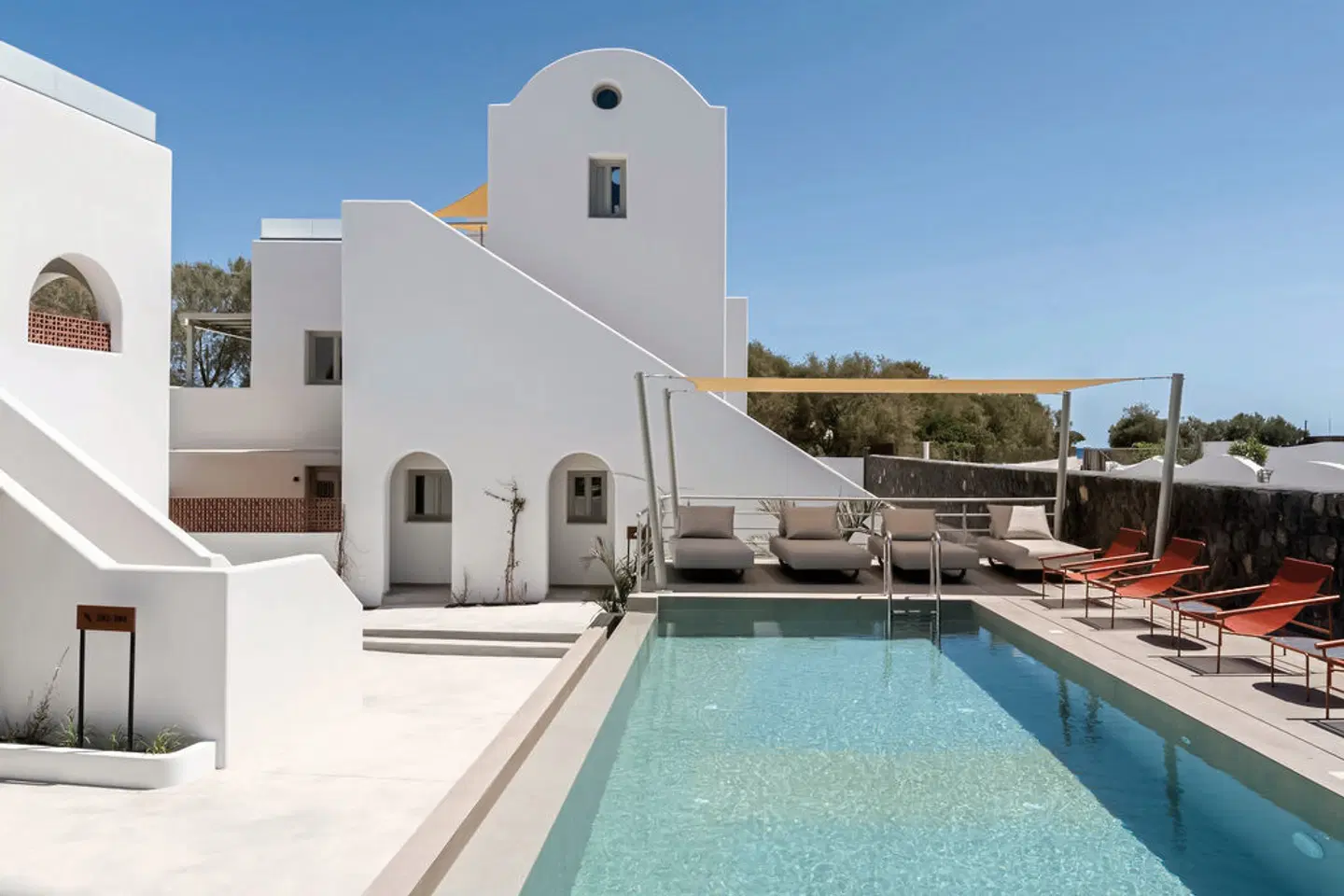 Peranosa the Residency OUTDOOR_POOL