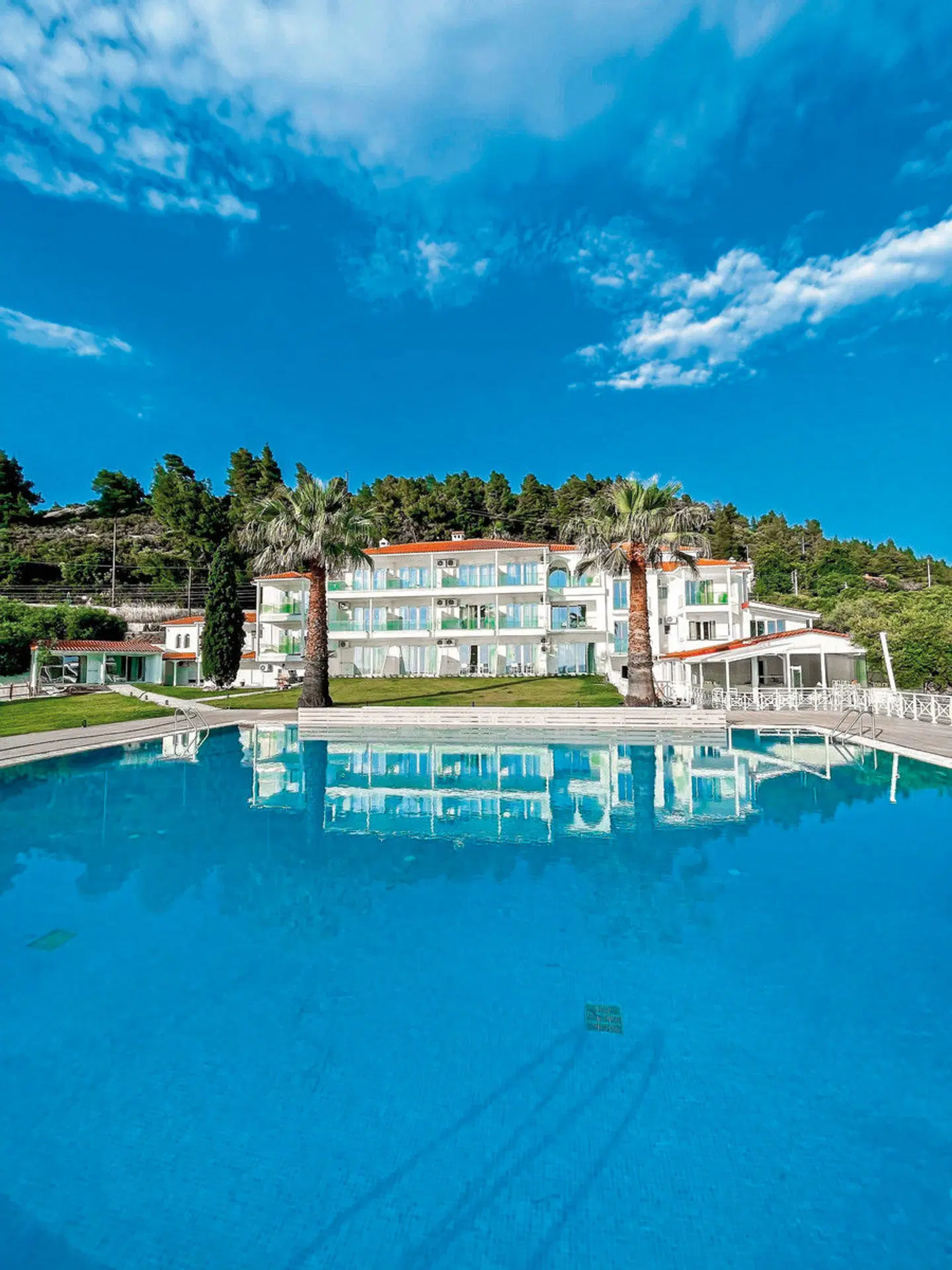 Acrotel Lily Ann Boutique OUTDOOR_POOL