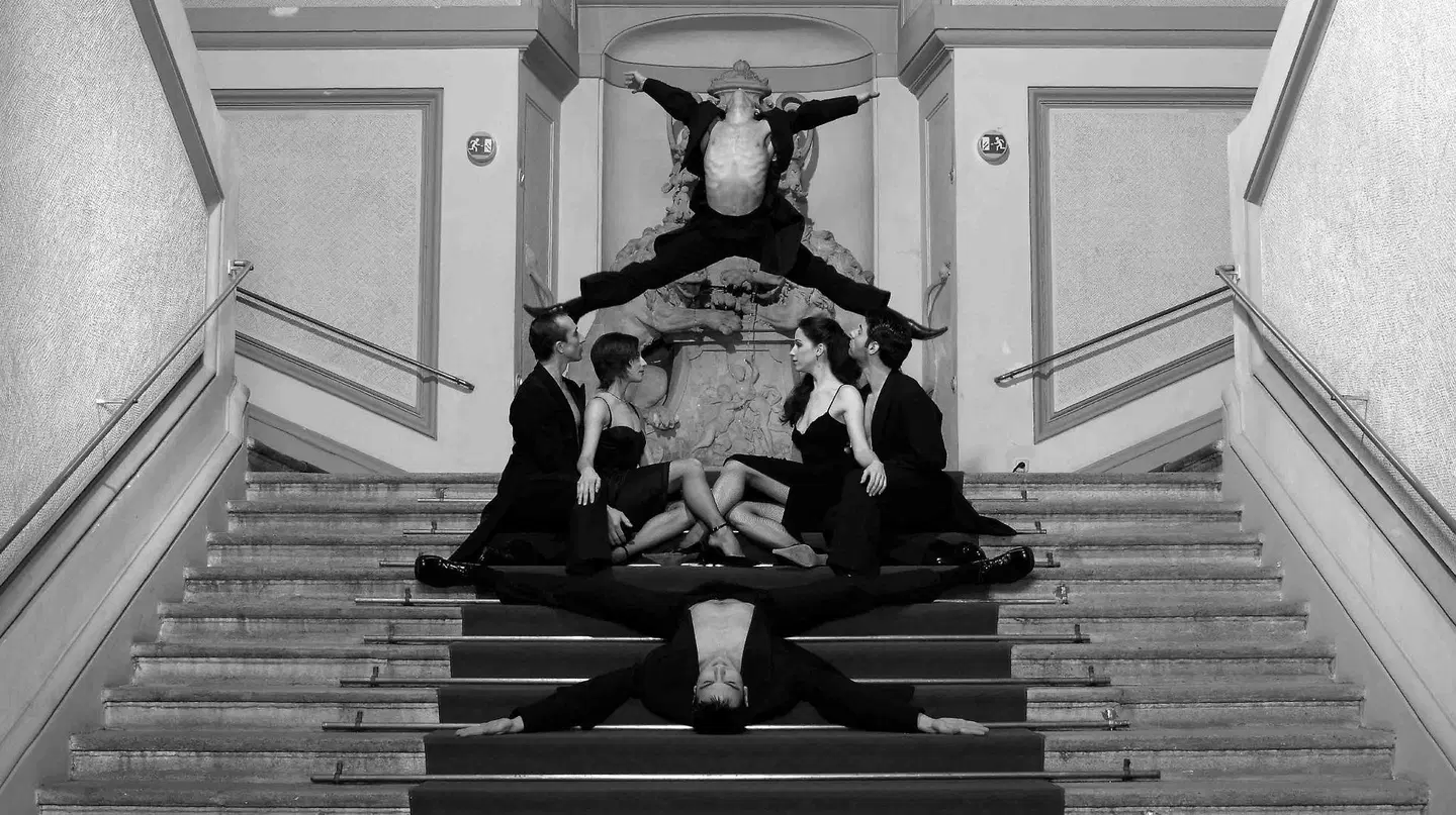 The Levante Parliament LOUNGE_LOBBY