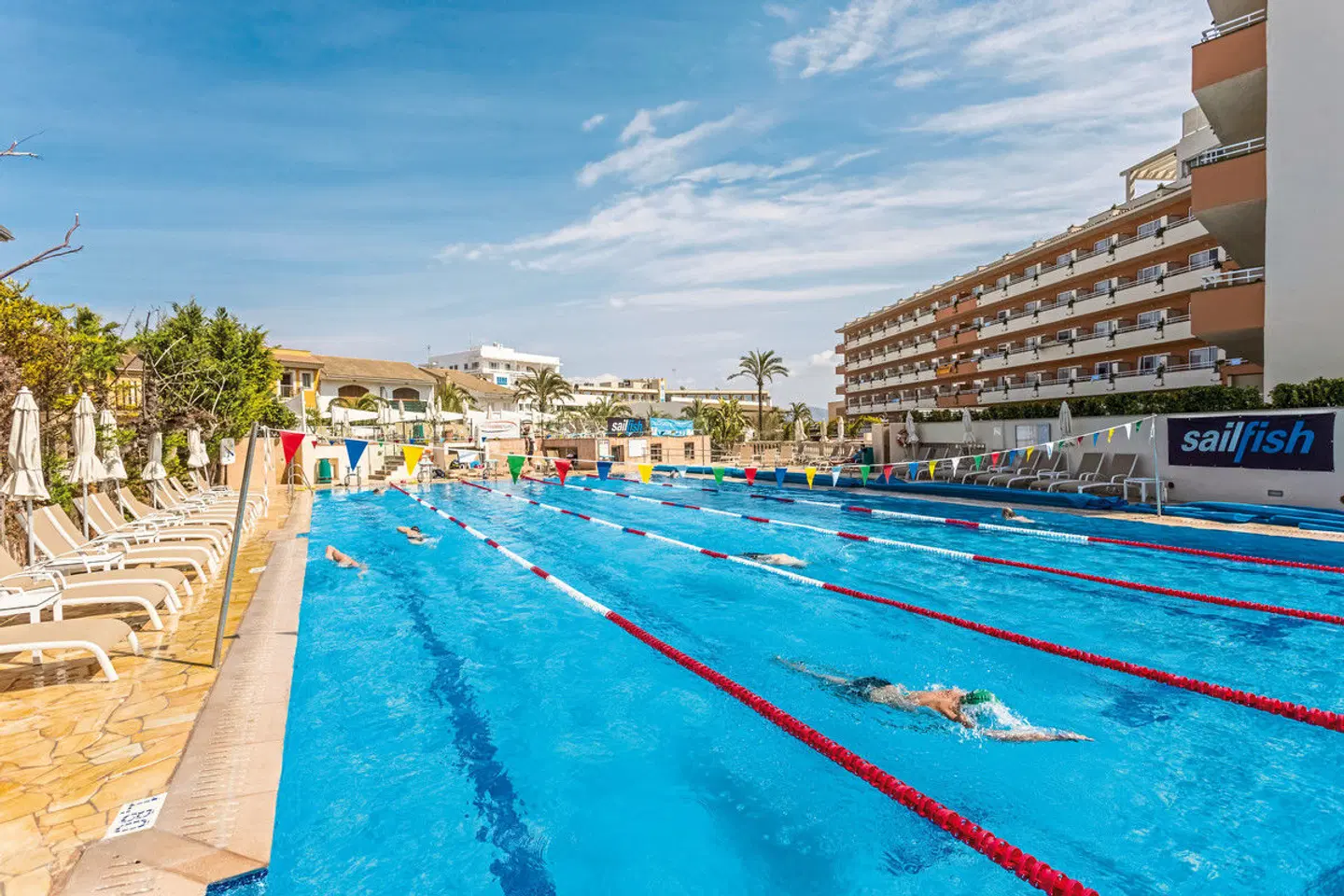 Globales Janeiro OUTDOOR_POOL