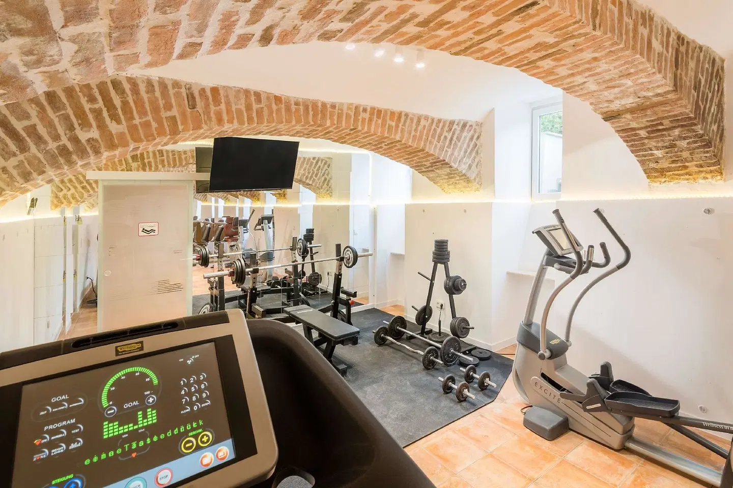 Best Western Plus Celebrity Suites SPORTS_AND_LEISURE