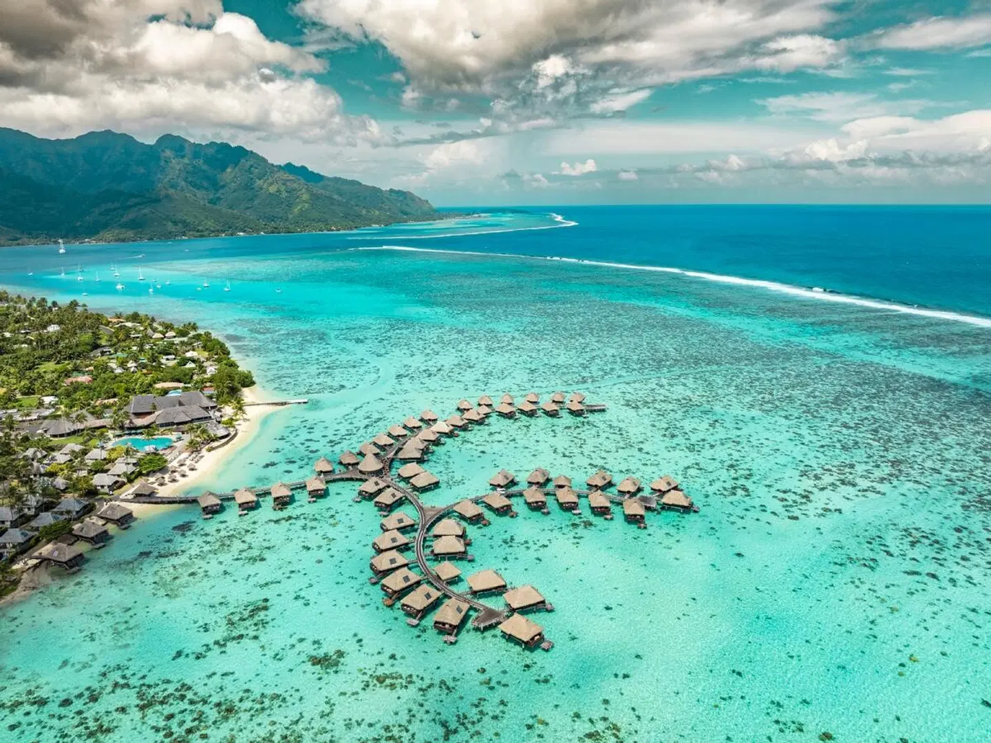 Hilton Moorea Lagoon Resort & Spa LANDSCAPE