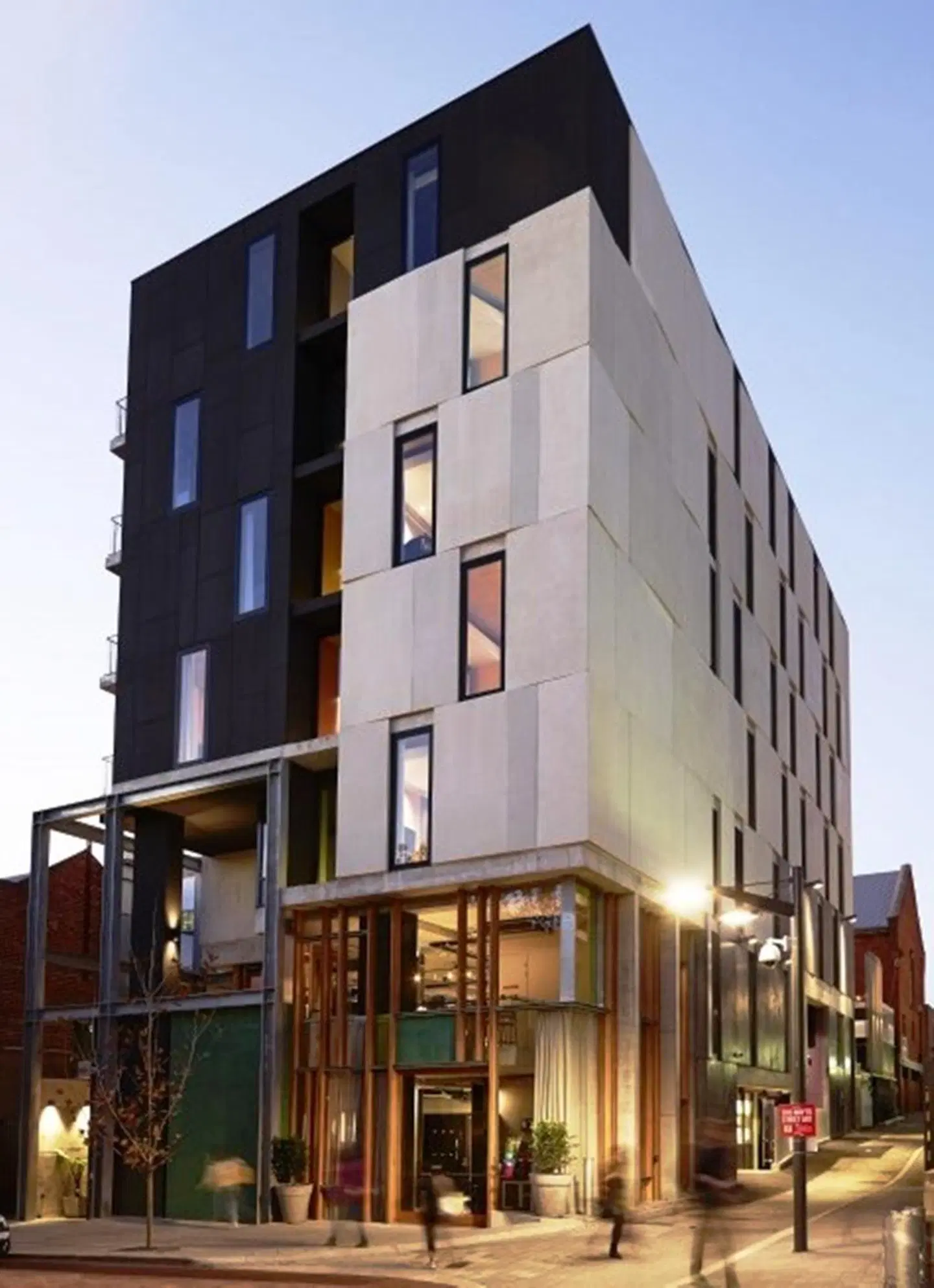 Alex Hotel EXTERIOR