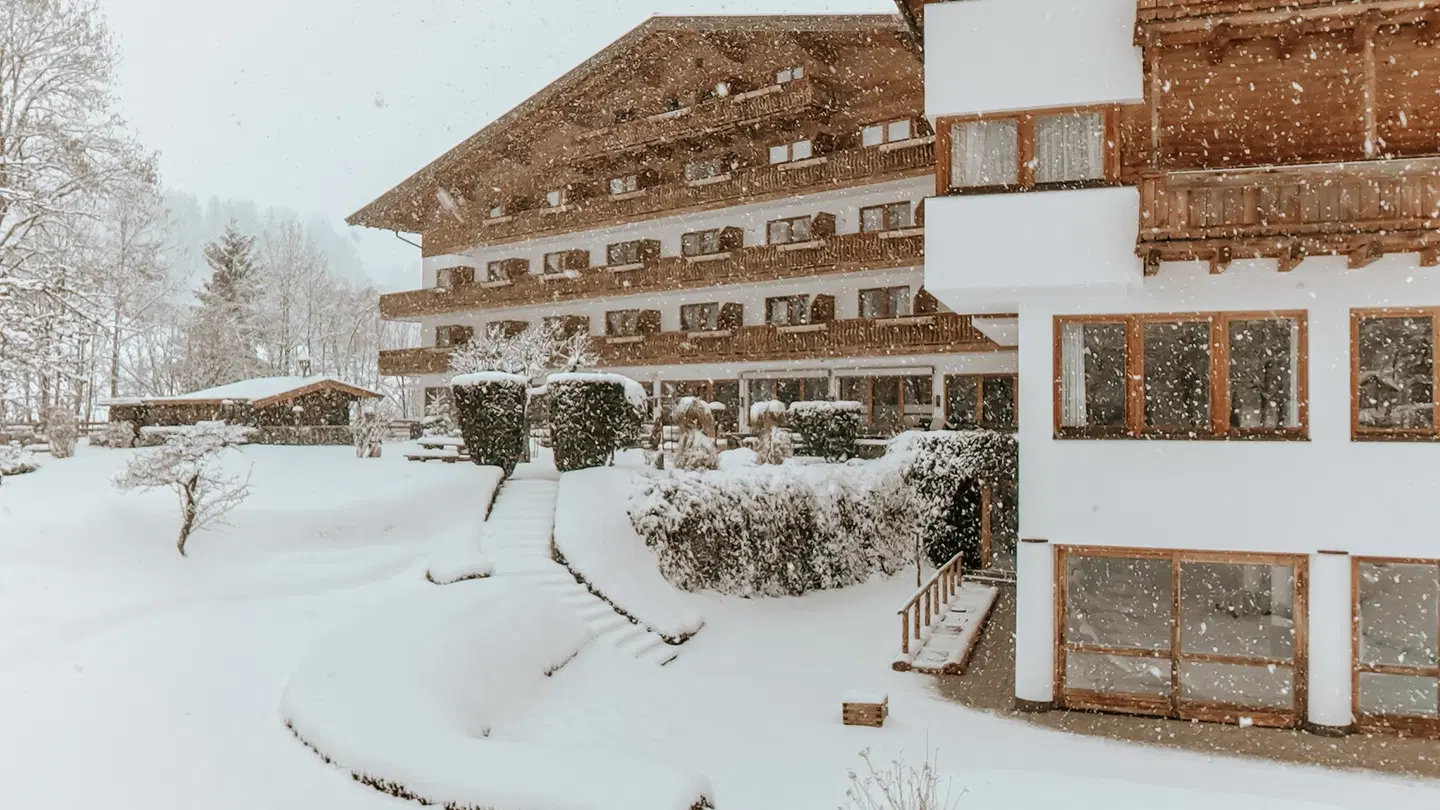 Hotel Sonnalp EXTERIOR