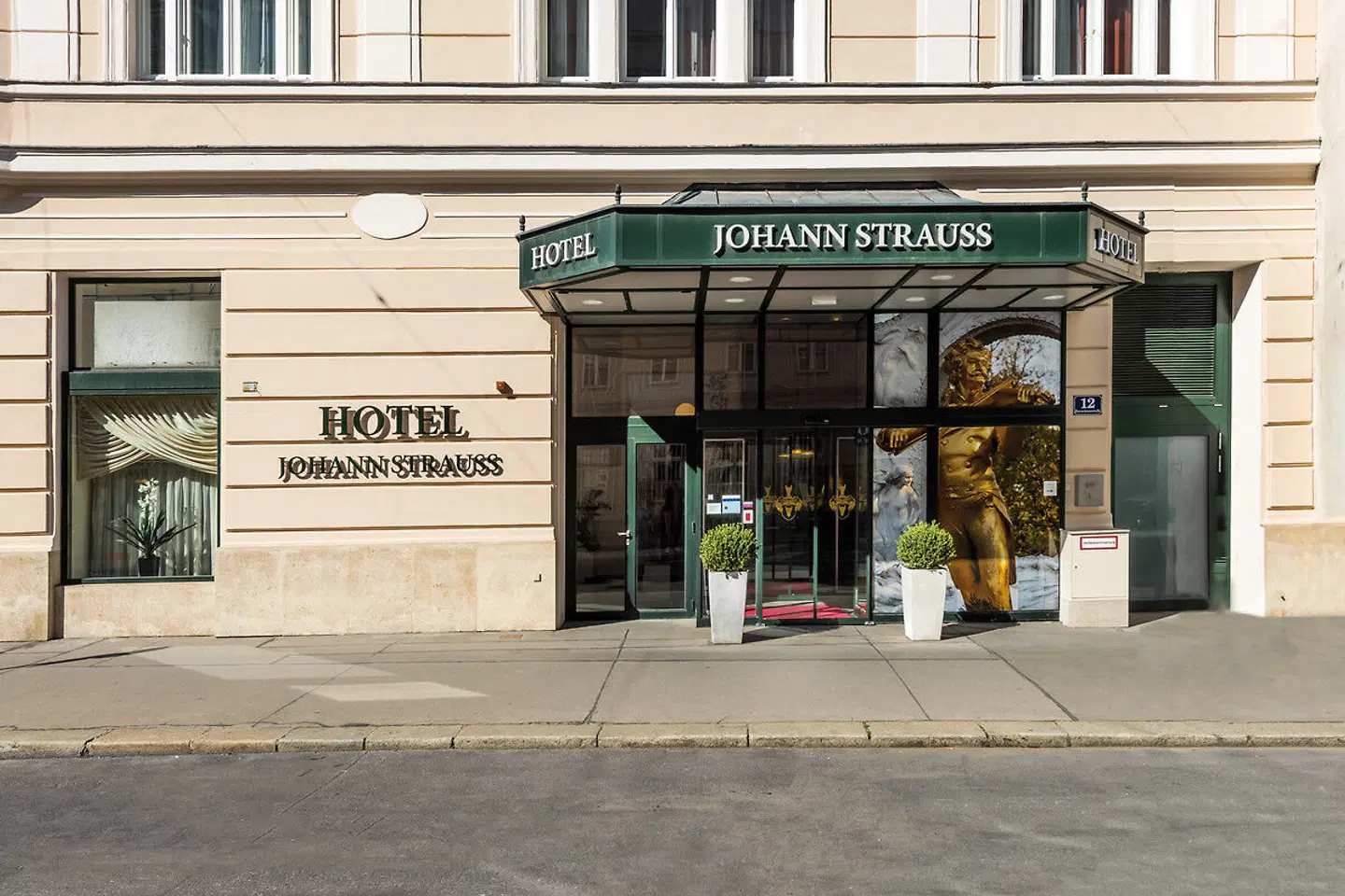 Hotel Johann Strauss EXTERIOR