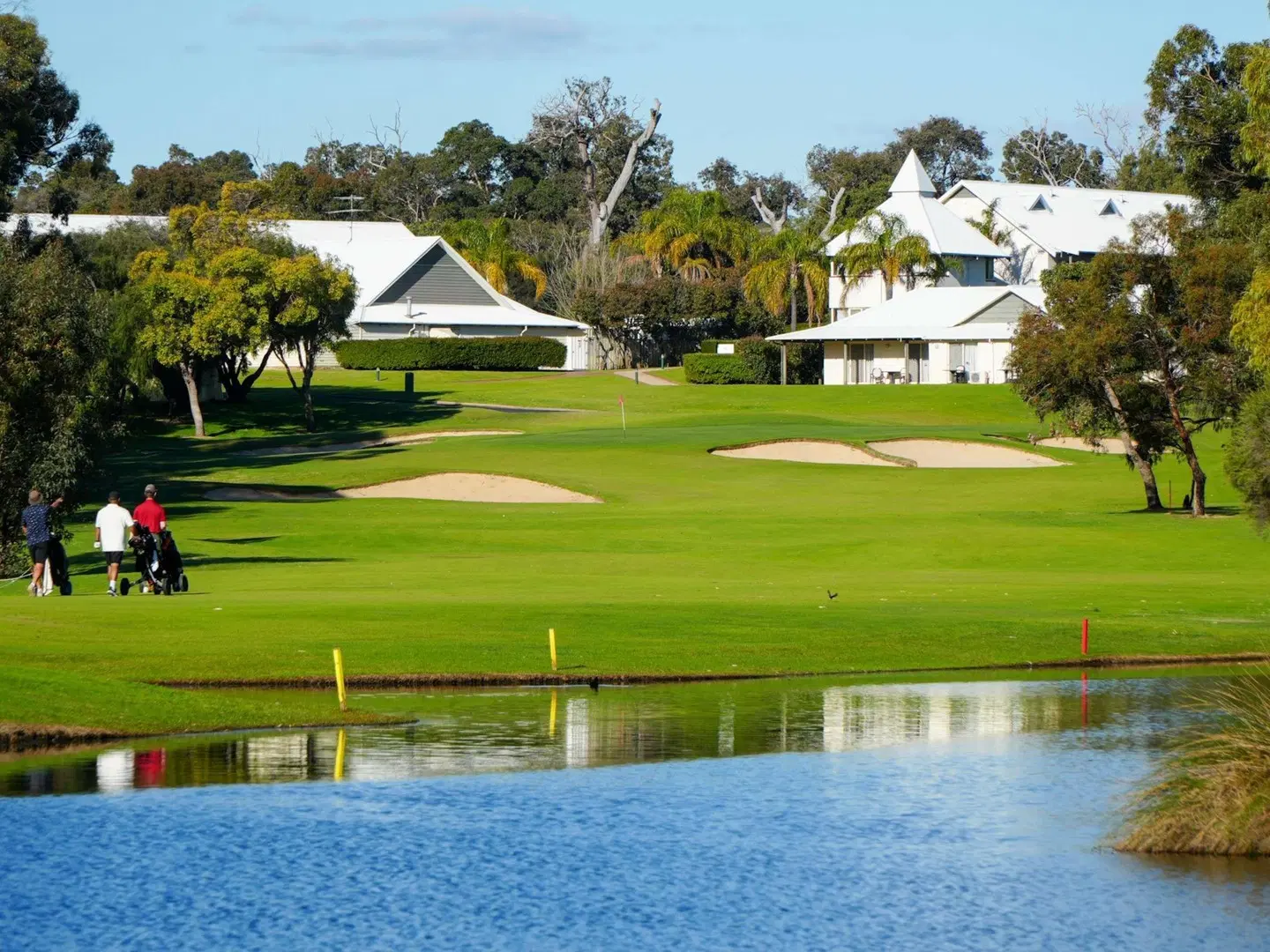 Mercure Bunbury Sanctuary Golf Resort OUTDOOR_POOL