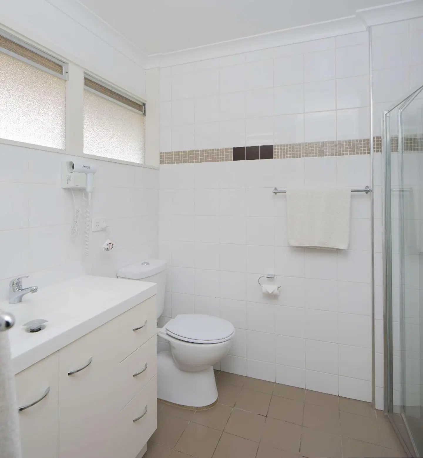 Hospitality Geraldton Badezimmer