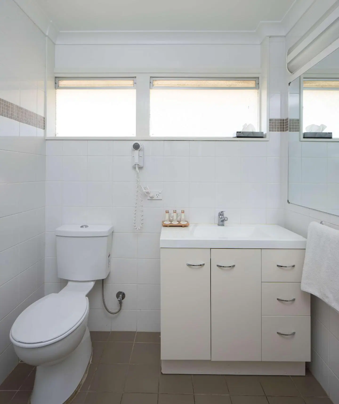 Hospitality Geraldton Badezimmer