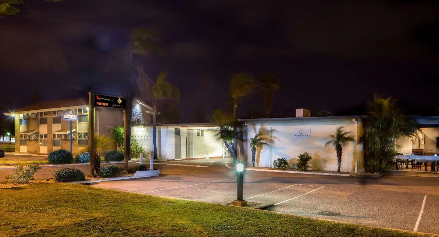 Hospitality Geraldton EXTERIOR