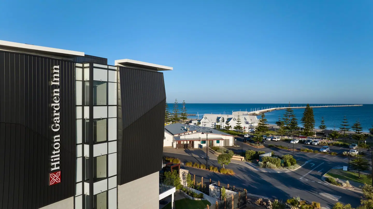 Hilton Garden Inn Busselton EXTERIOR
