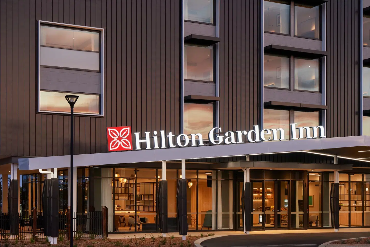 Hilton Garden Inn Busselton EXTERIOR
