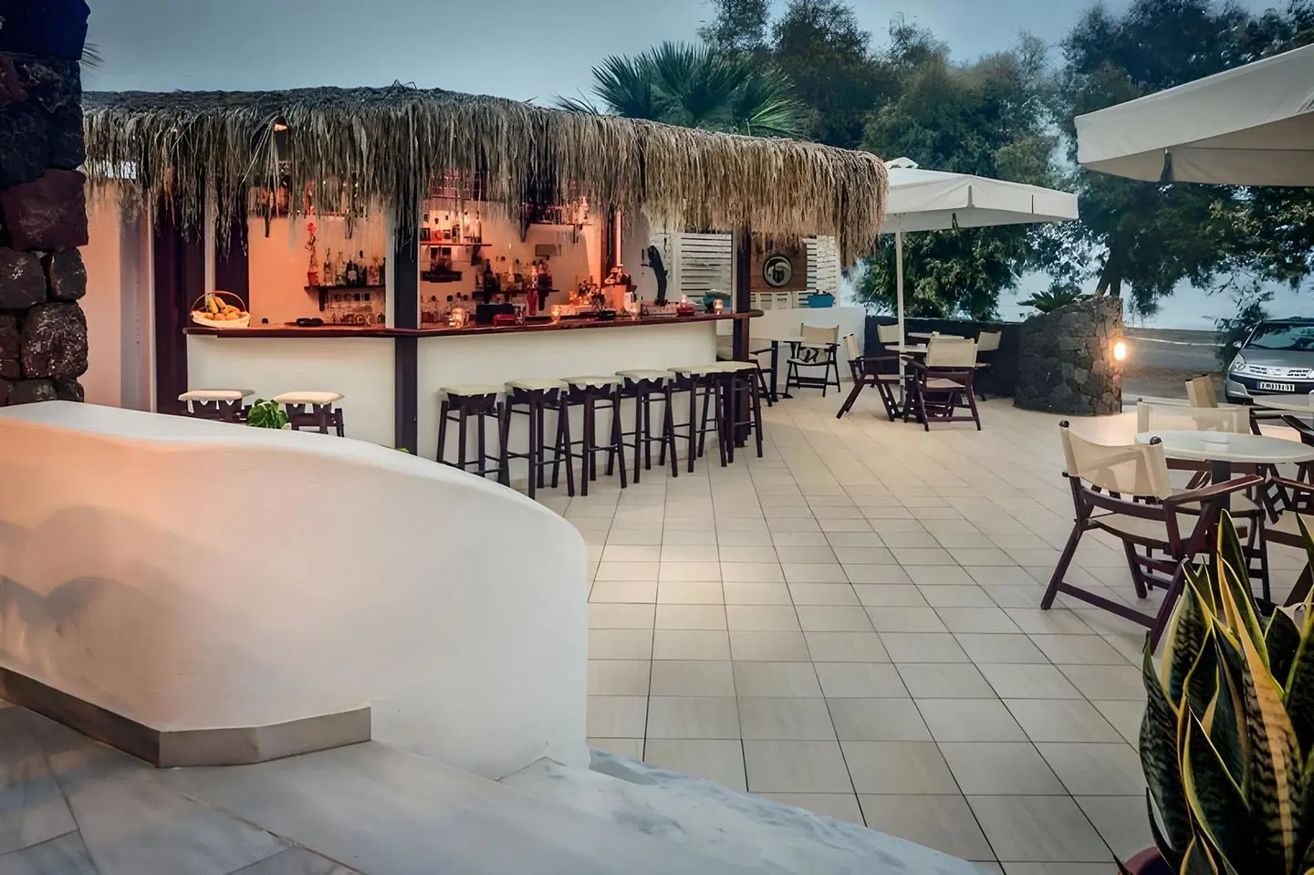 Arion Bay Bar
