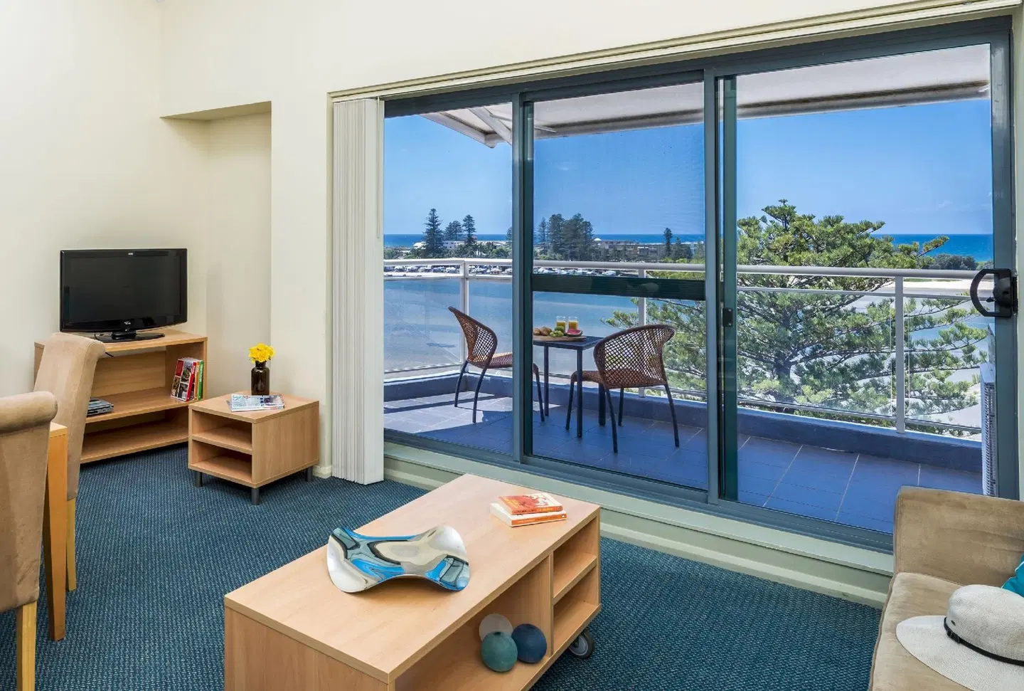 Oaks The Entrance Waterfront Suites ROOM_EXAMPLE