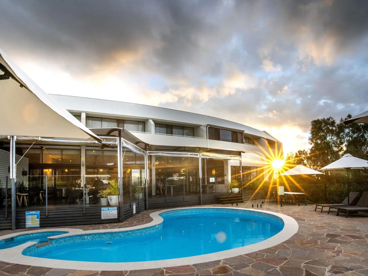 Mercure Charlestown OUTDOOR_POOL