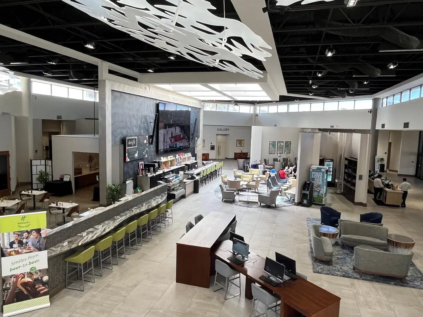 Holiday Inn Orlando-International Airport by IHG Bar