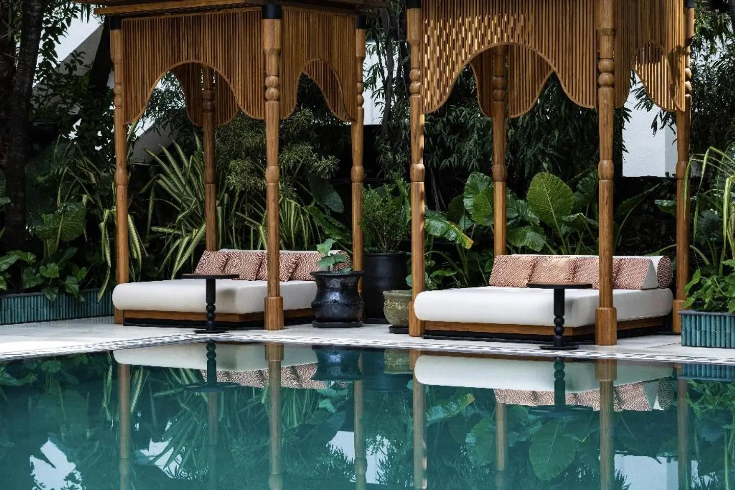 Anantara Siam Bangkok Hotel OUTDOOR_POOL