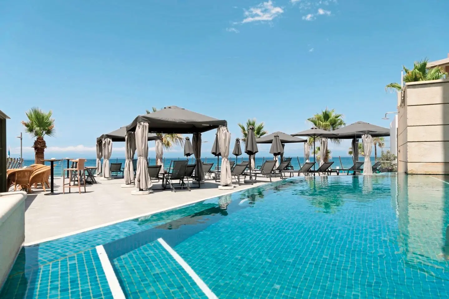 Aquila Porto Rethymno OUTDOOR_POOL