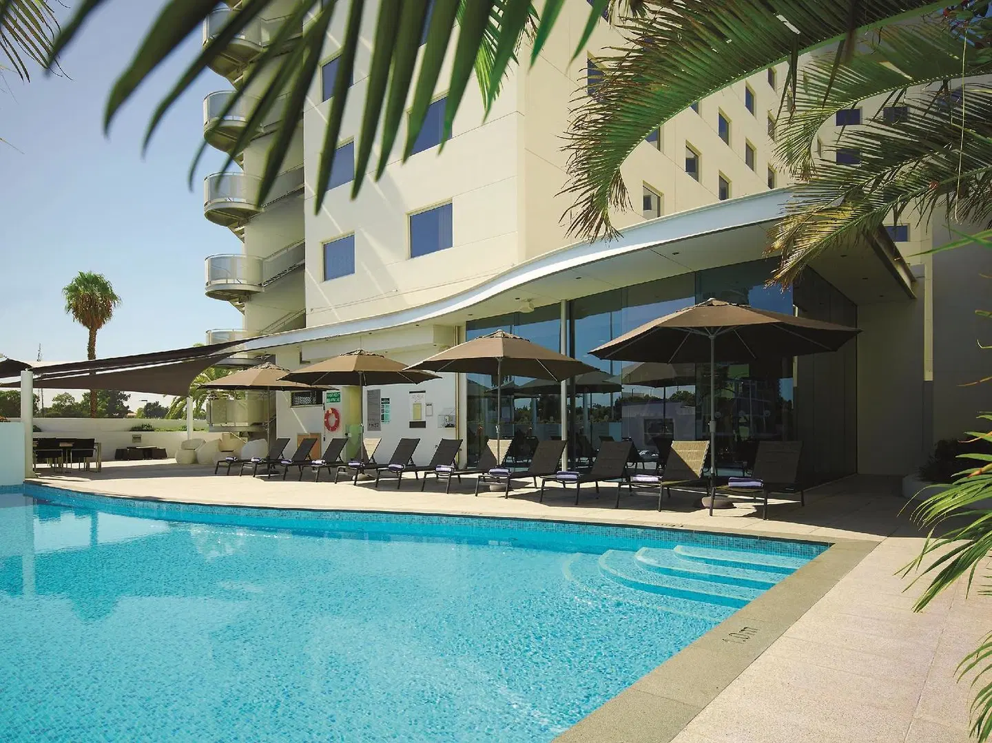 Crown Promenade Perth OUTDOOR_POOL