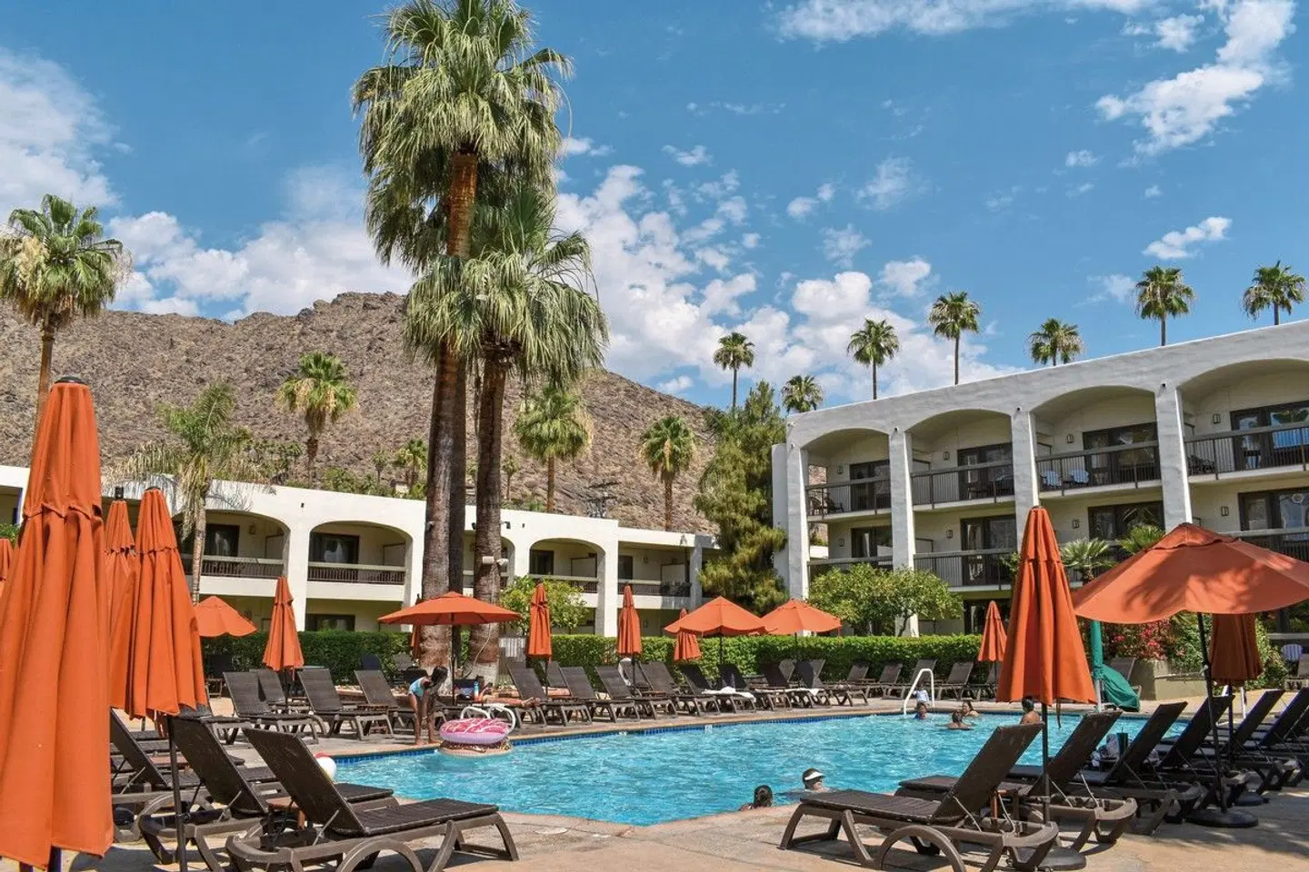 Palm Mountain Resort & Spa OUTDOOR_POOL