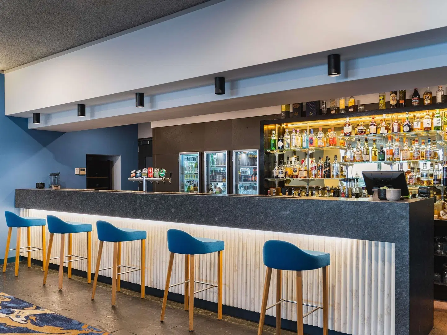 Mantra Bunbury Lighthouse Bar