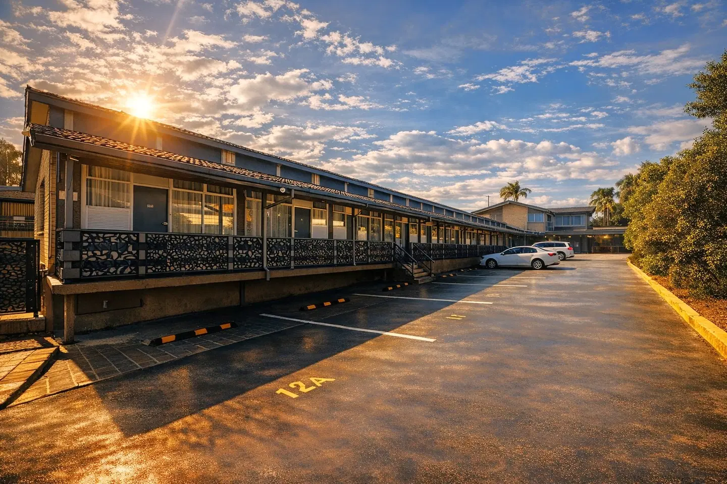 Jetty Motel EXTERIOR