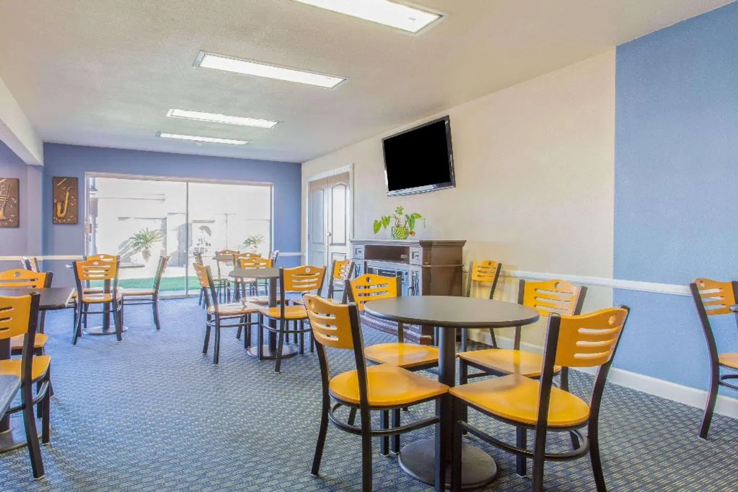 Days Inn by Wyndham Modesto Restaurant