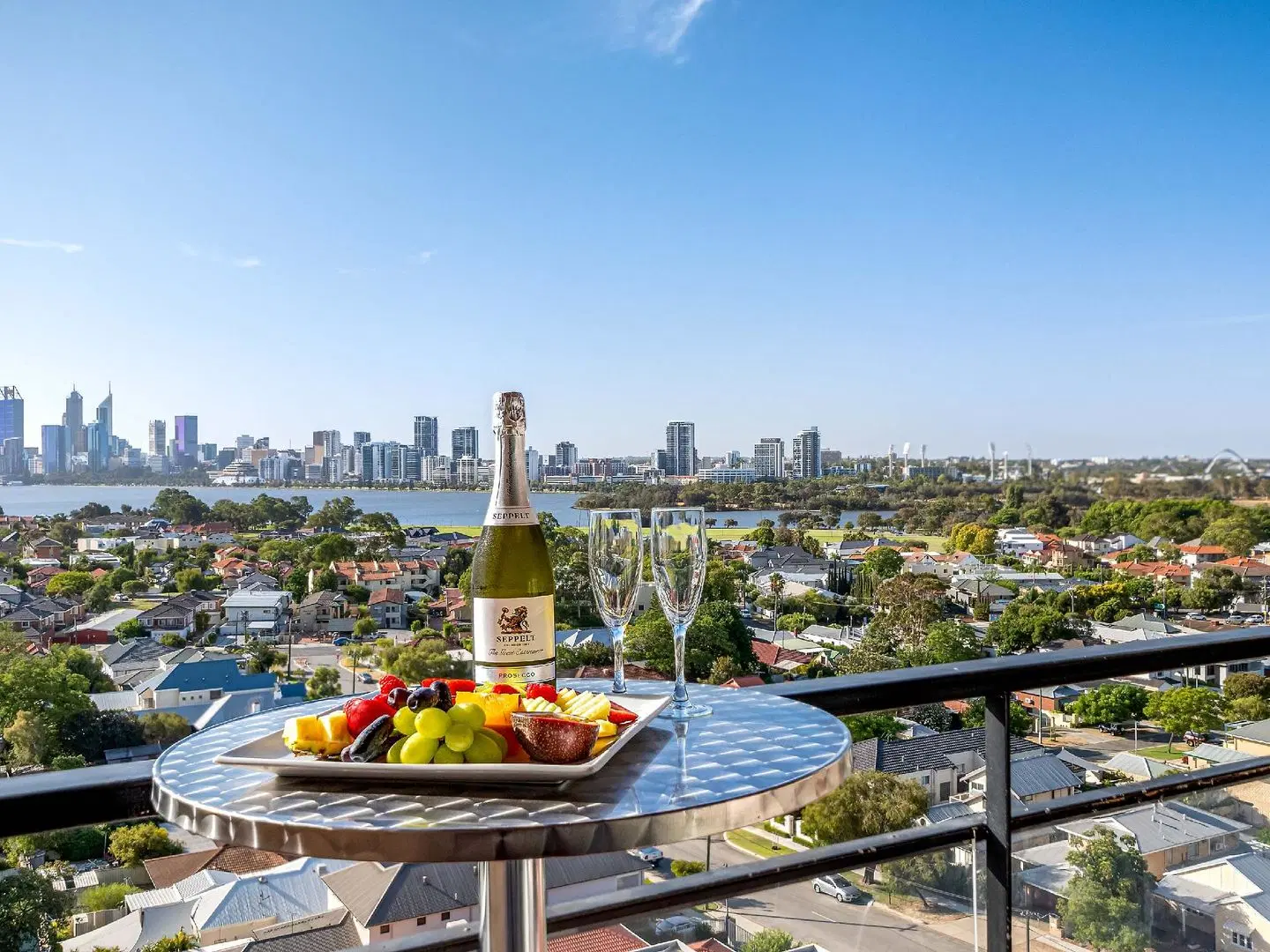 Metro Hotel Perth Terrasse