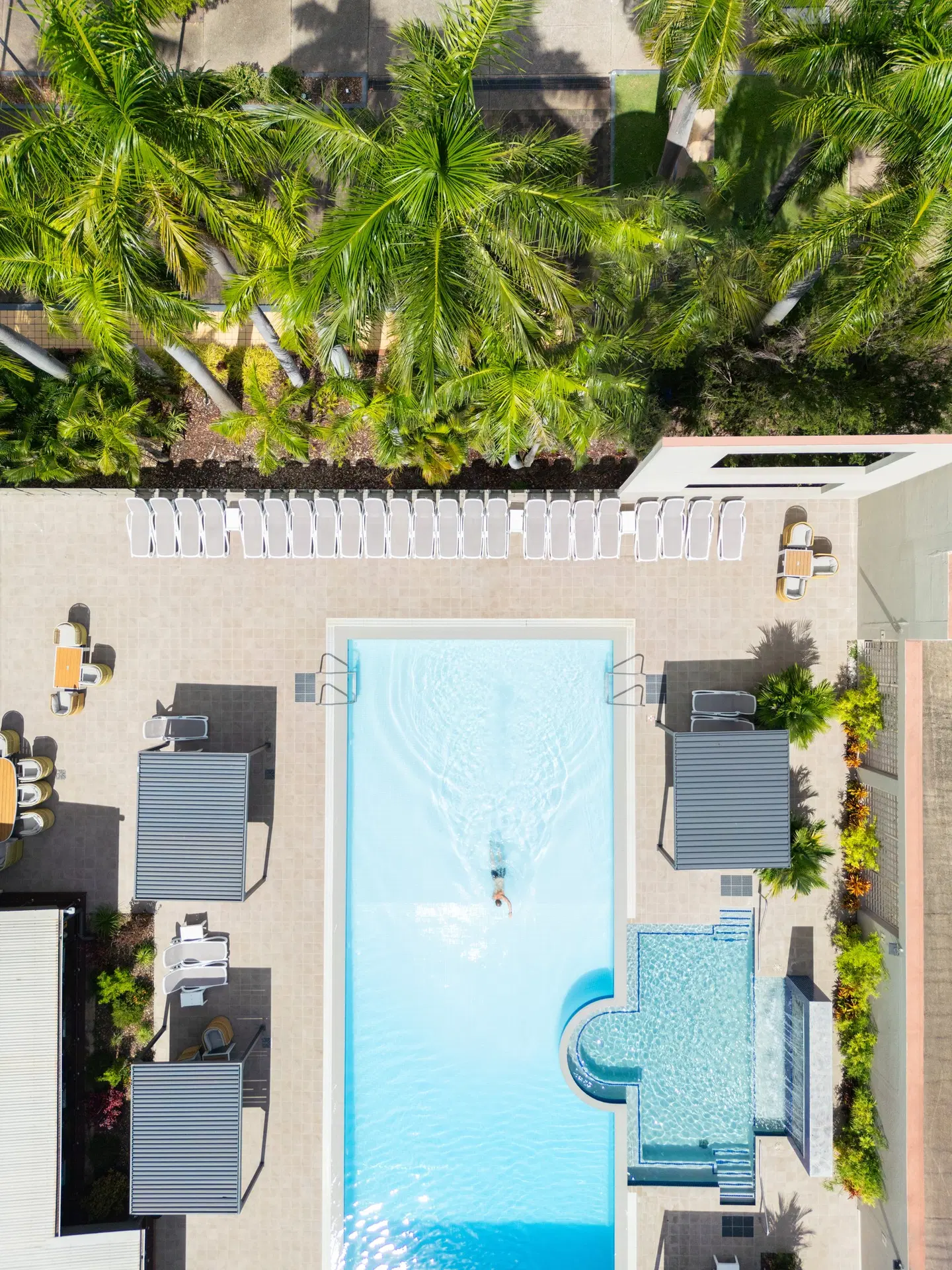DoubleTree by Hilton Hotel Esplanade Darwin EXTERIOR