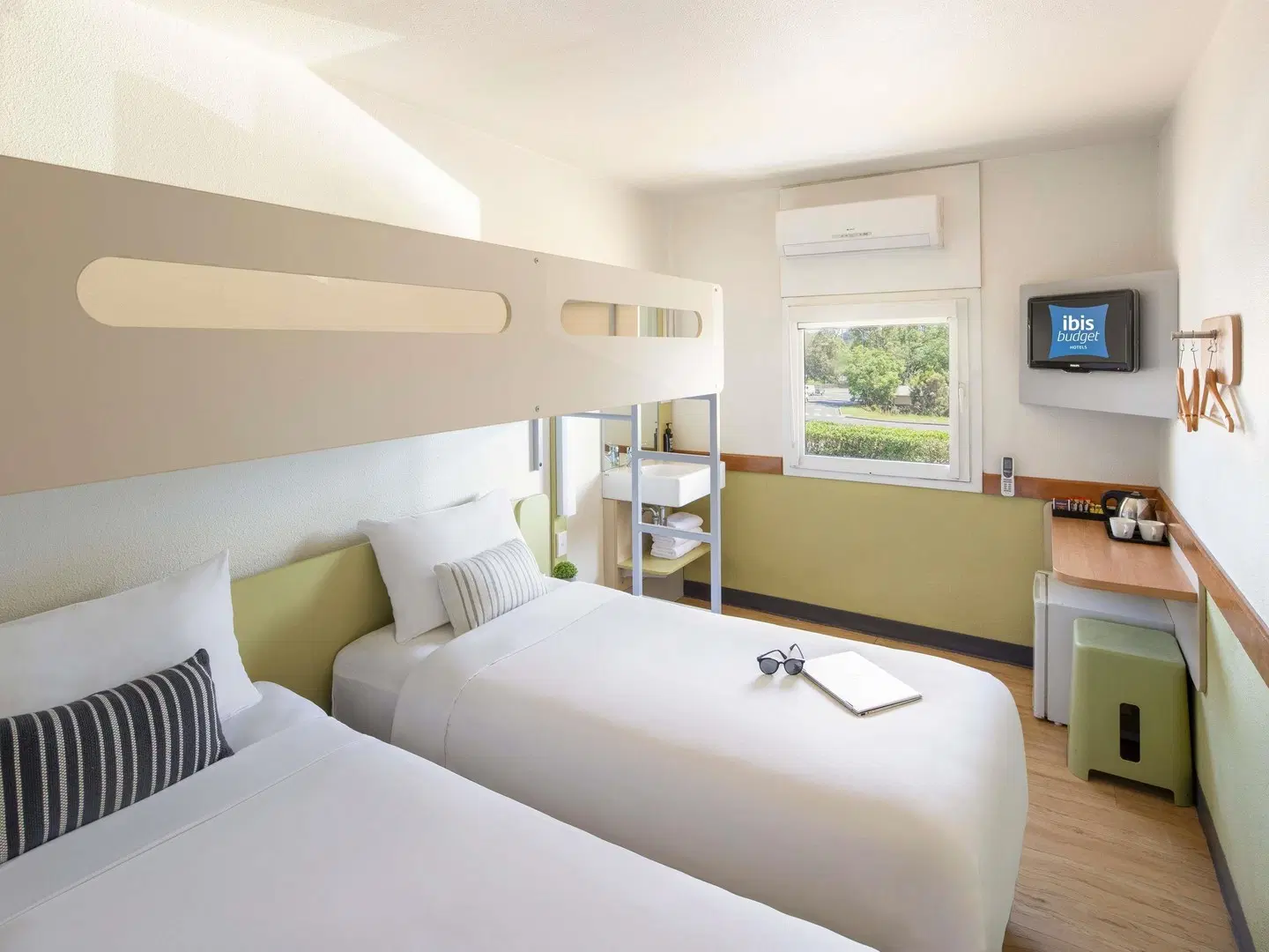 ibis budget Campbelltown HEALTH_BEAUTY