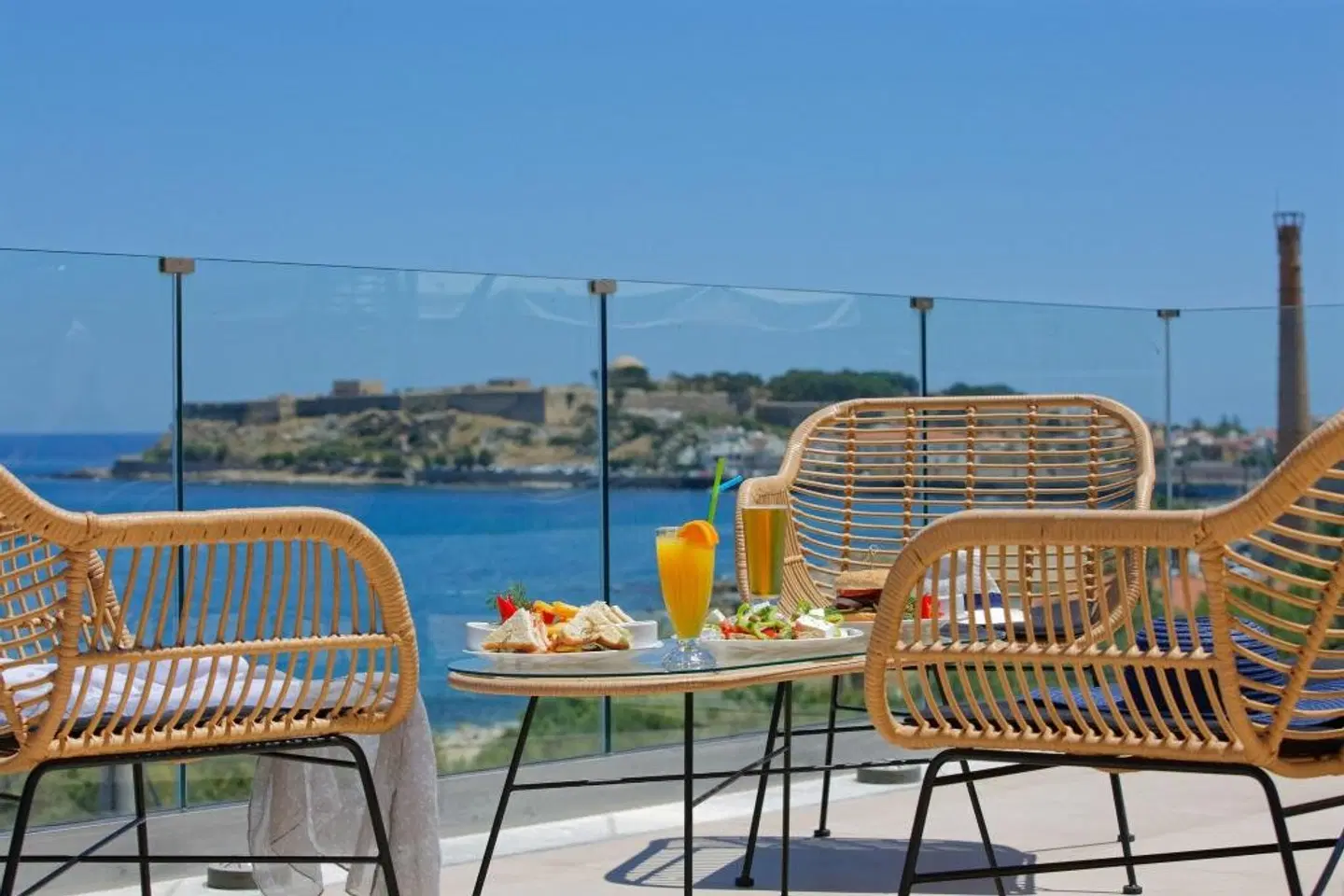 Archipelagos Hotel Terrasse