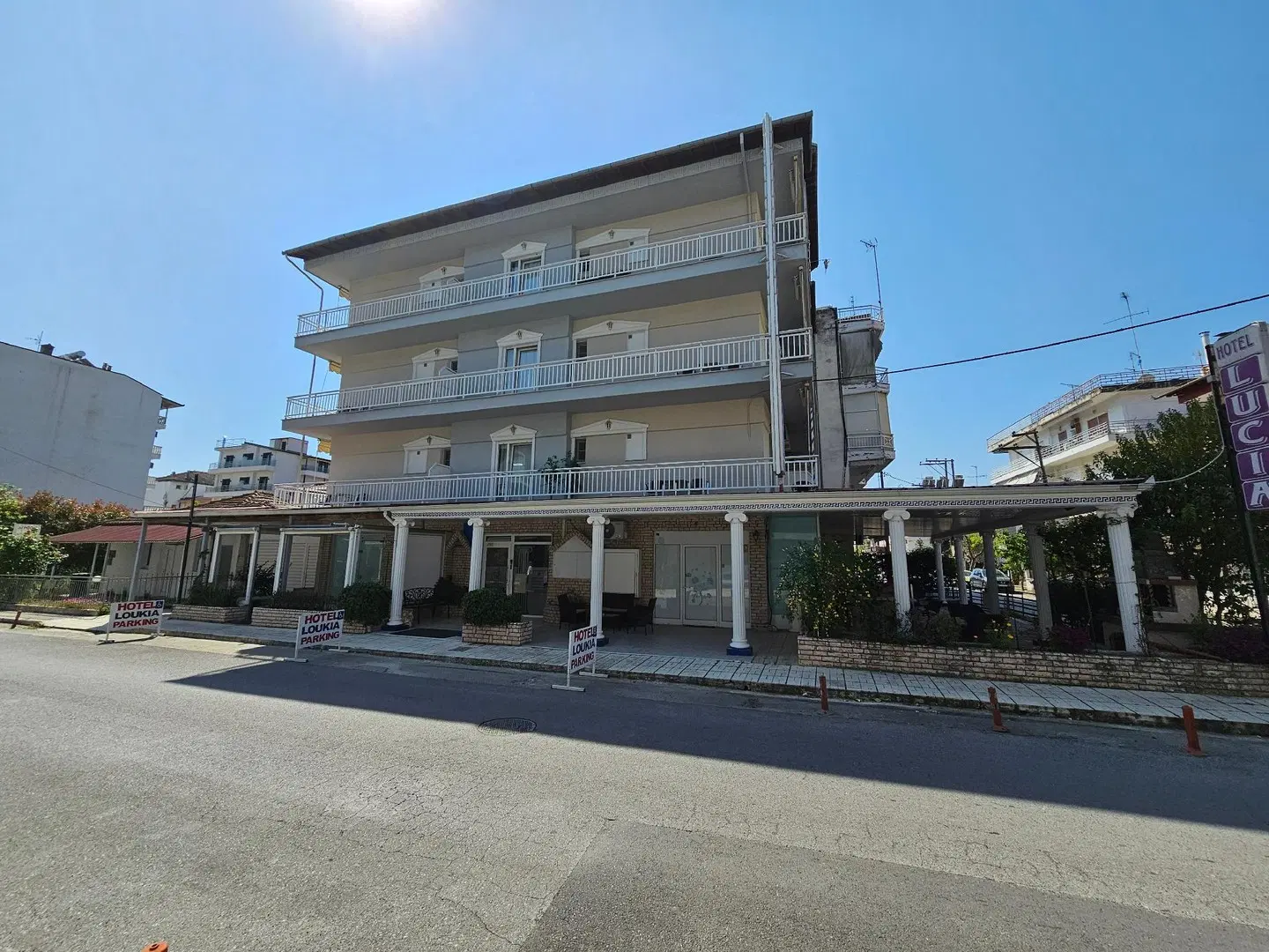 Hotel Lucia EXTERIOR