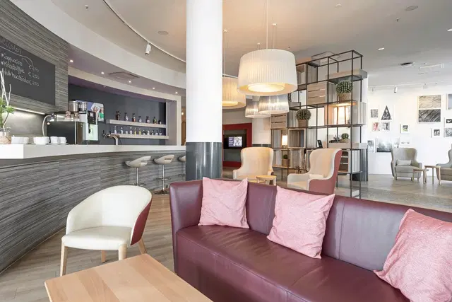 IntercityHotel Kiel Bar