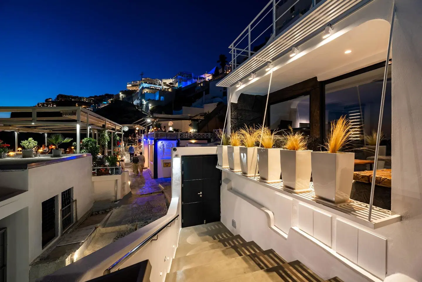 Daydream Luxury Suites Bar