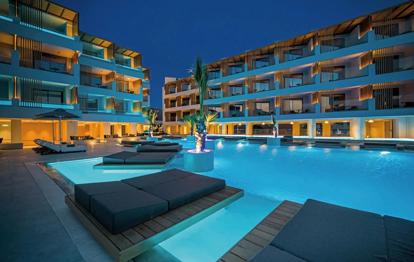 Akasha Beach Hotel & Spa OUTDOOR_POOL