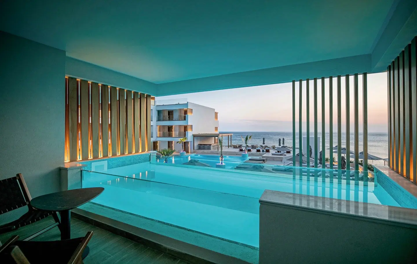 Akasha Beach Hotel & Spa Hallenbad