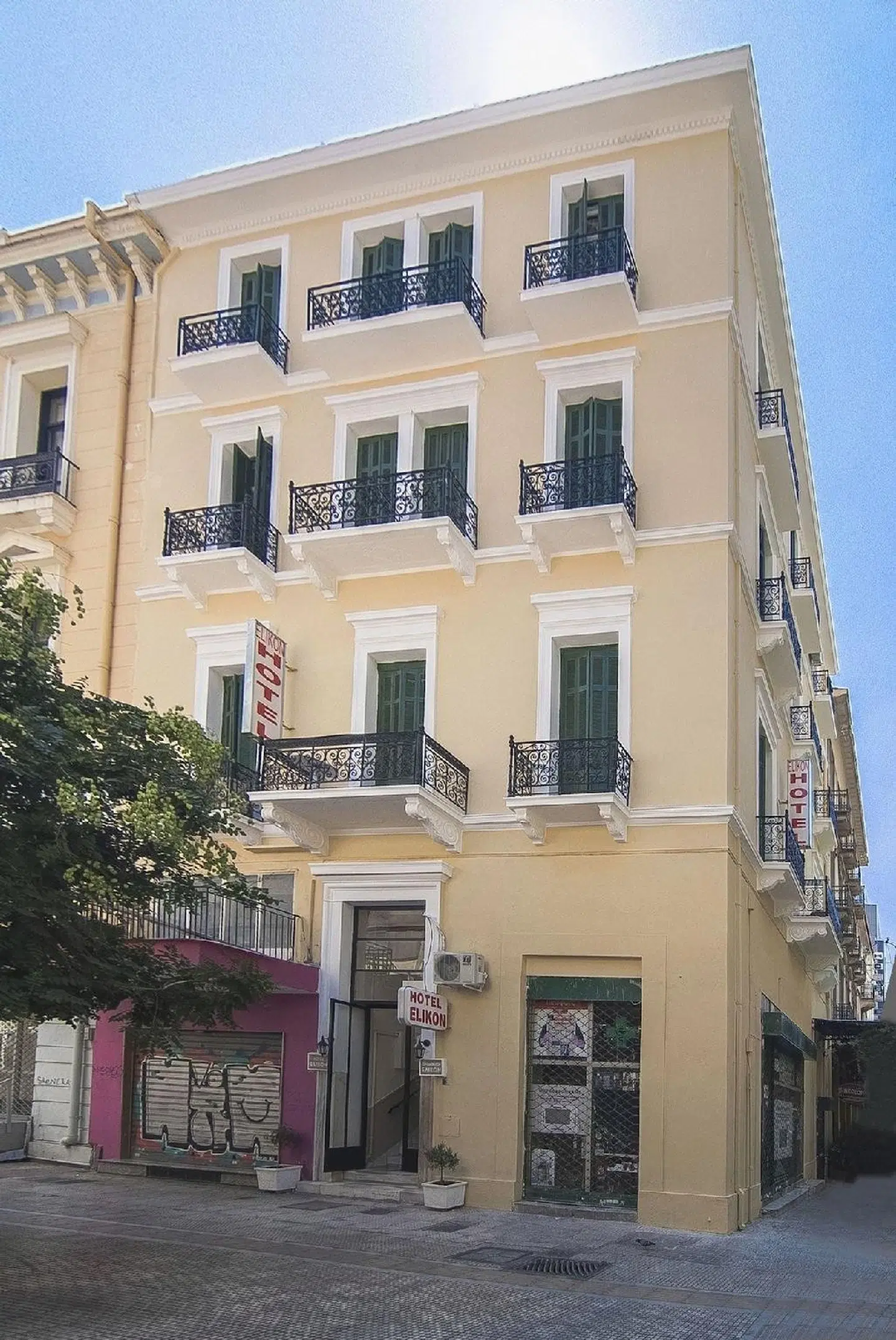 Elikon EXTERIOR