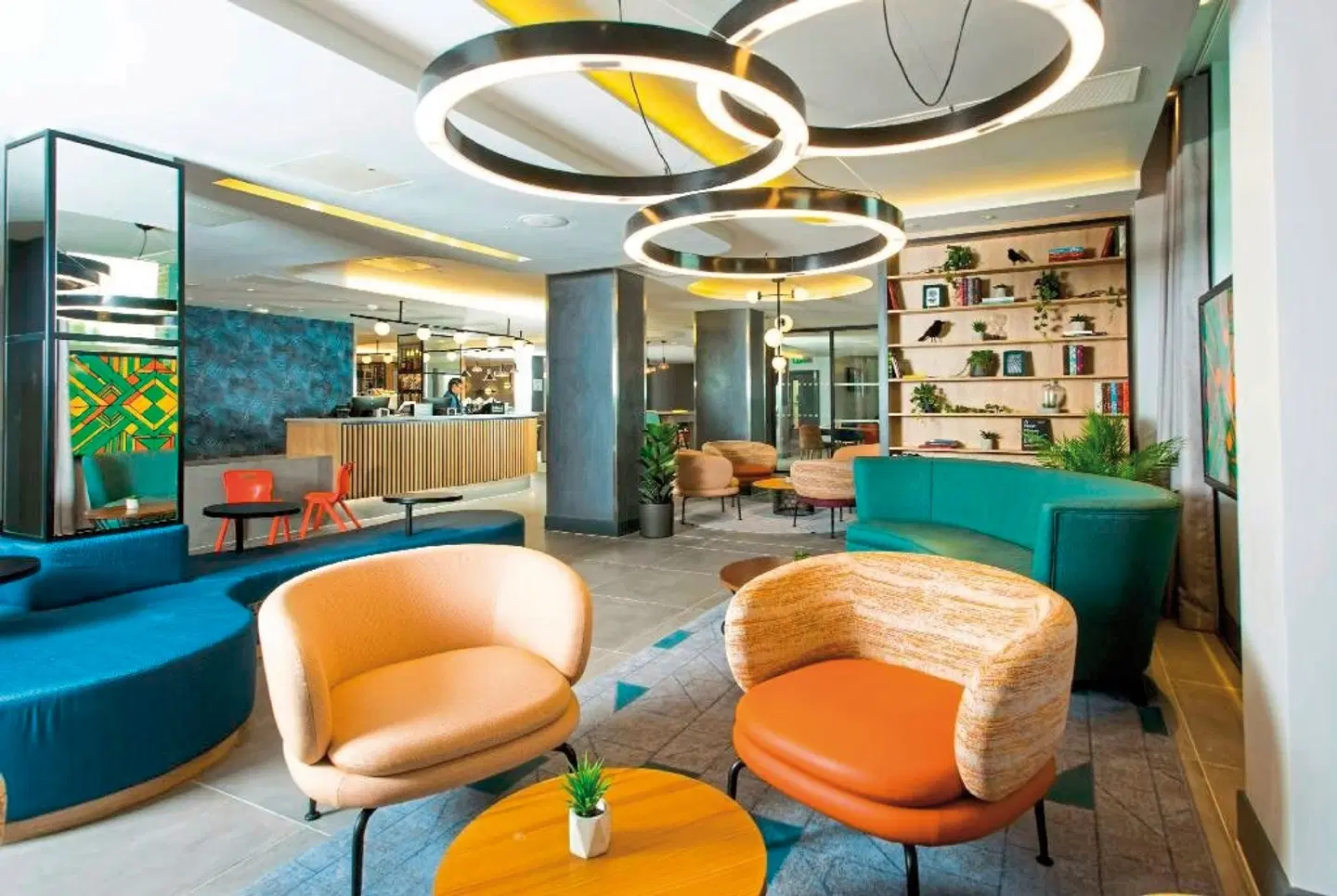 Hampton by Hilton London Park Royal LOUNGE_LOBBY