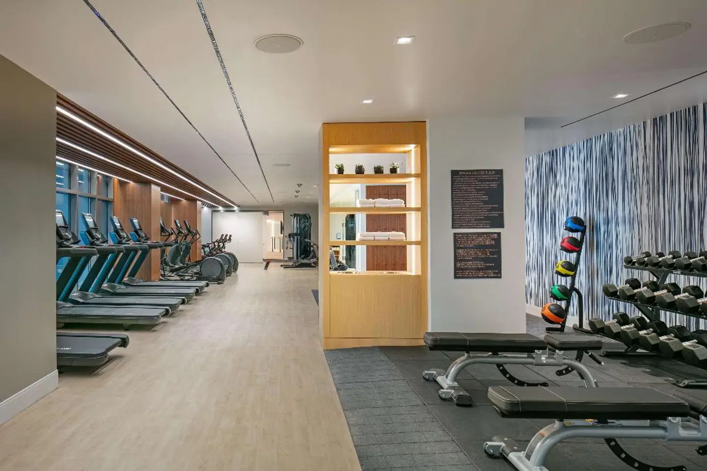 The Royal Sonesta Washington, DC Capitol Hill SPORTS_AND_LEISURE
