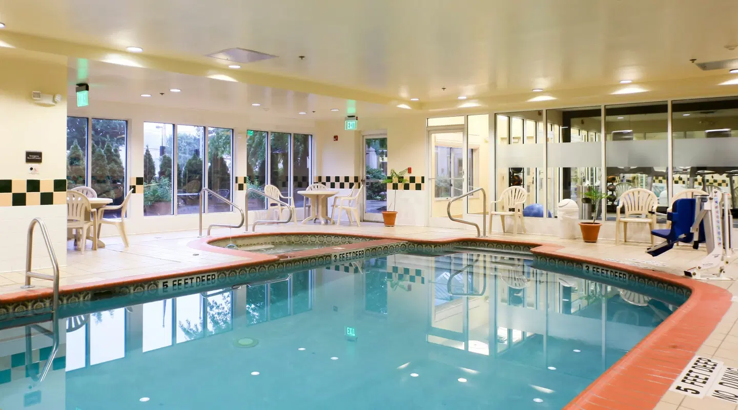 Hilton Garden Inn Secaucus/Meadowlands Hallenbad