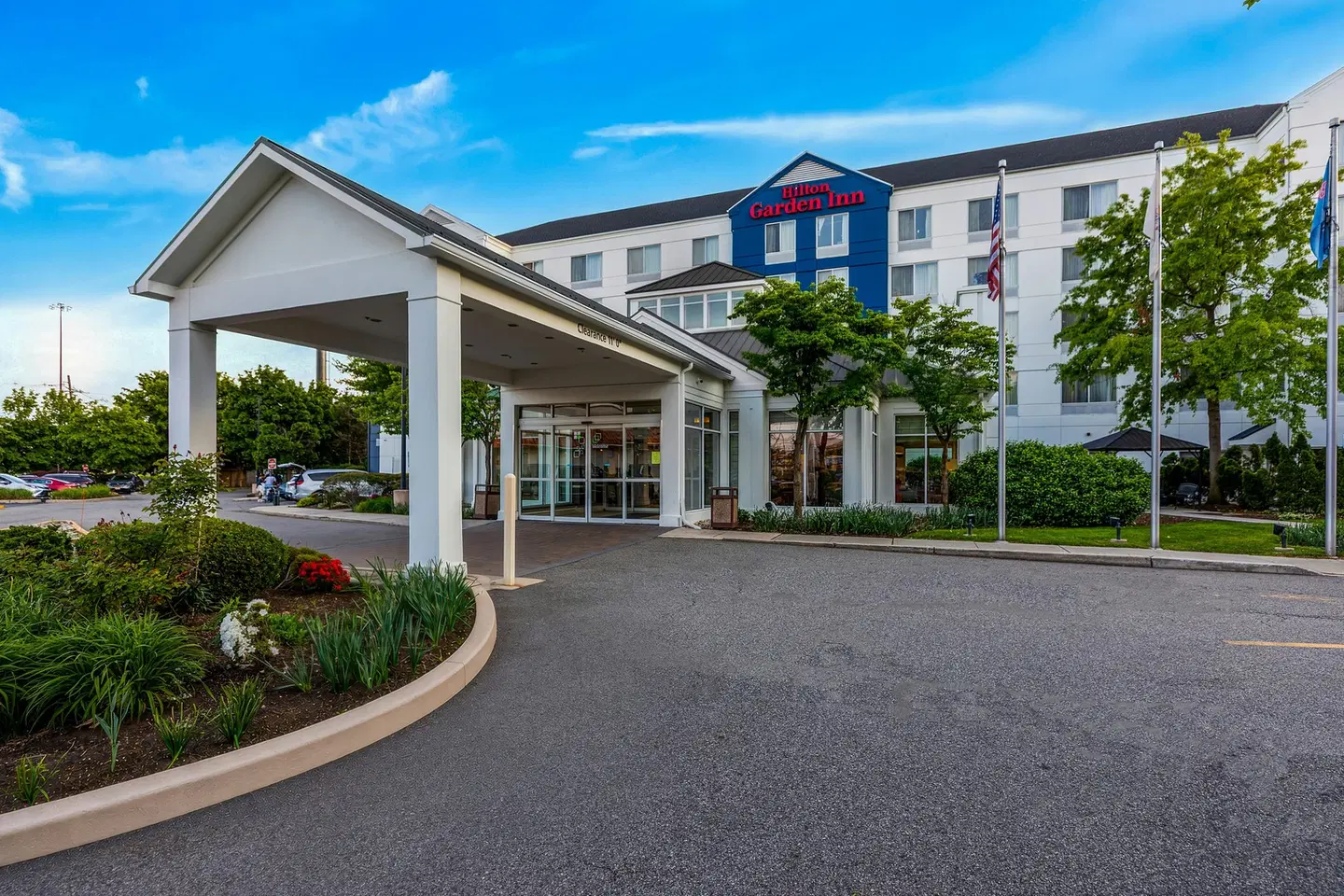 Hilton Garden Inn Secaucus/Meadowlands EXTERIOR