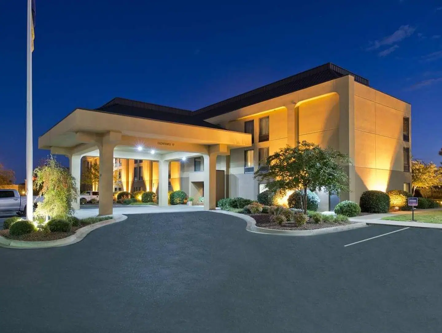 Hampton Inn Anderson EXTERIOR