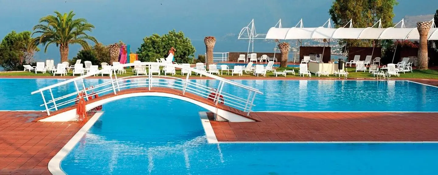 Hotel & Resort Torre Normanna OUTDOOR_POOL