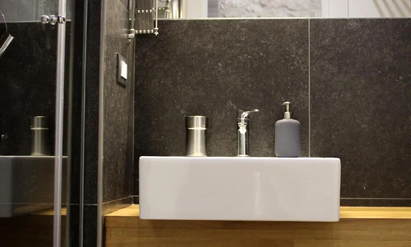 Archinuè Suite & Apartments Badezimmer