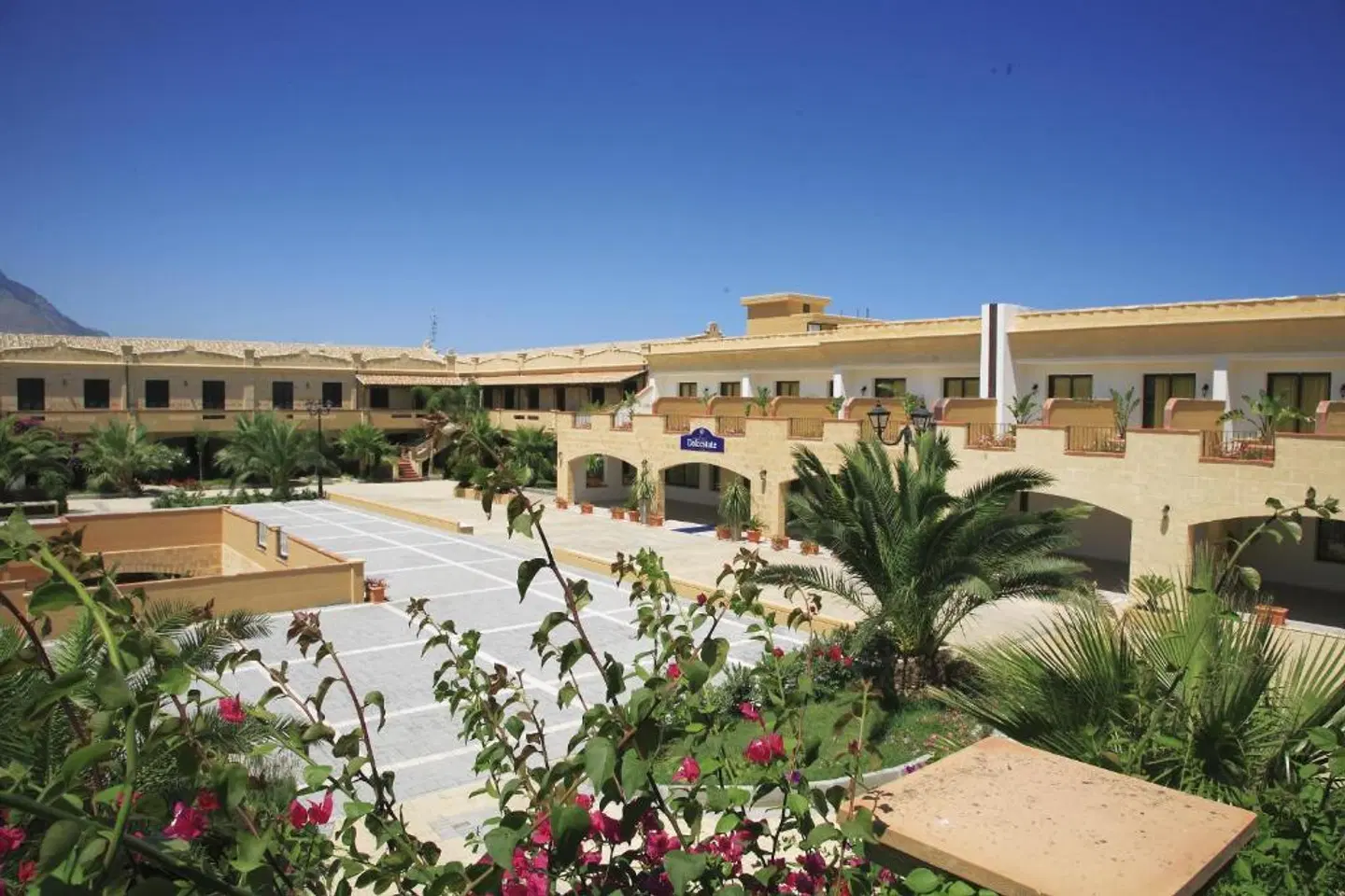 Dolcestate Village EXTERIOR