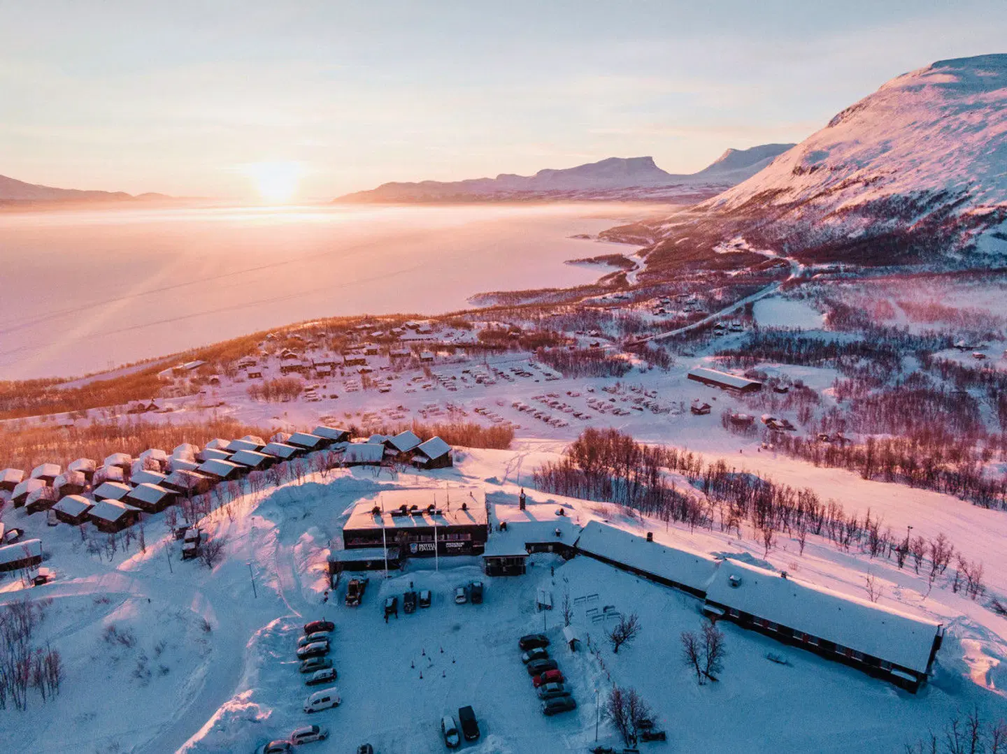 Abisko & ICEHOTEL - Das pure Nordlichtabenteuer LANDSCAPE