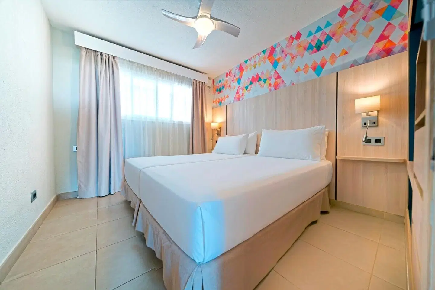 Servatur Isora ROOM_EXAMPLE